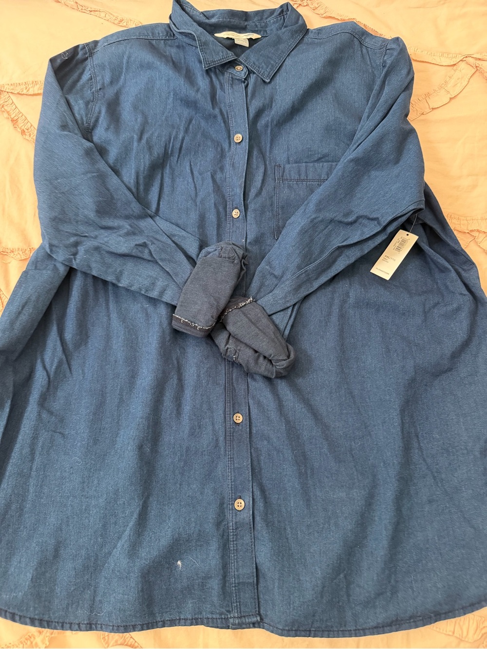 Old Navy Women’s Indigo Denim-Look Button Down Shirt NWT